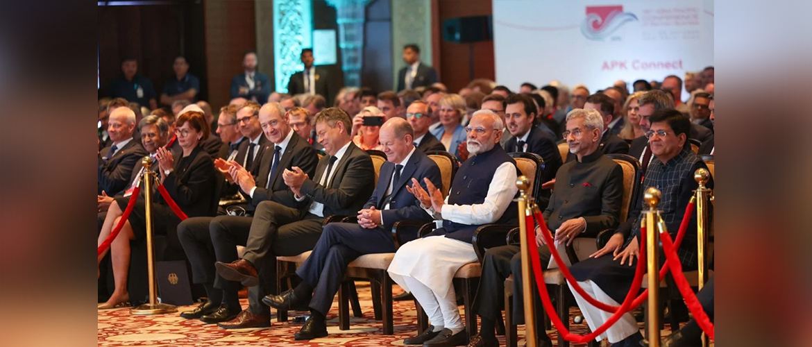  PM Narendra Modi and Chancellor Olaf Scholz at the 18th Asia Pacific Conference of German Business on 25.10.2024 